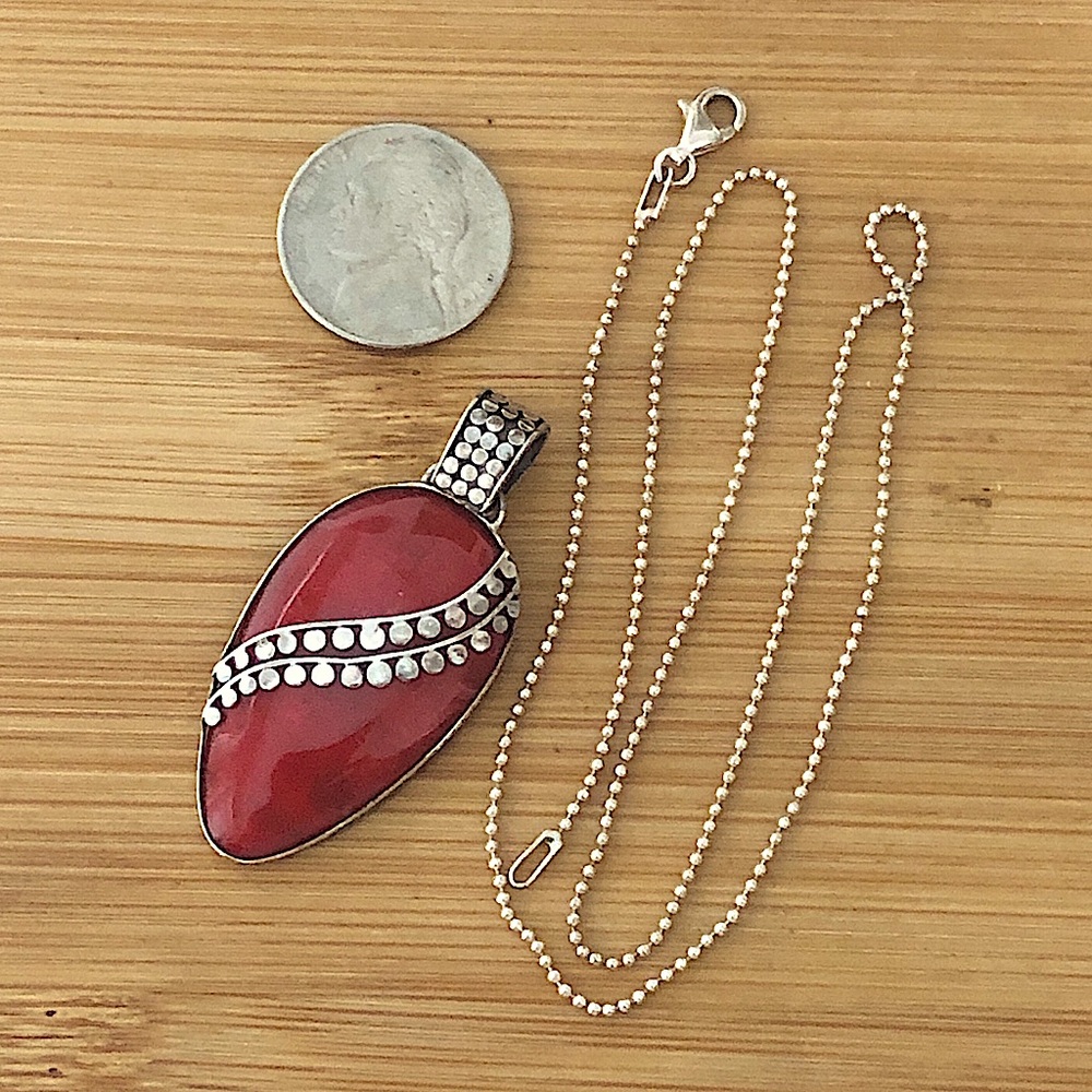 $49  Designer Estate Pendant With Chain  Sterling Silver  Marked 925 - Picture 2 of 7